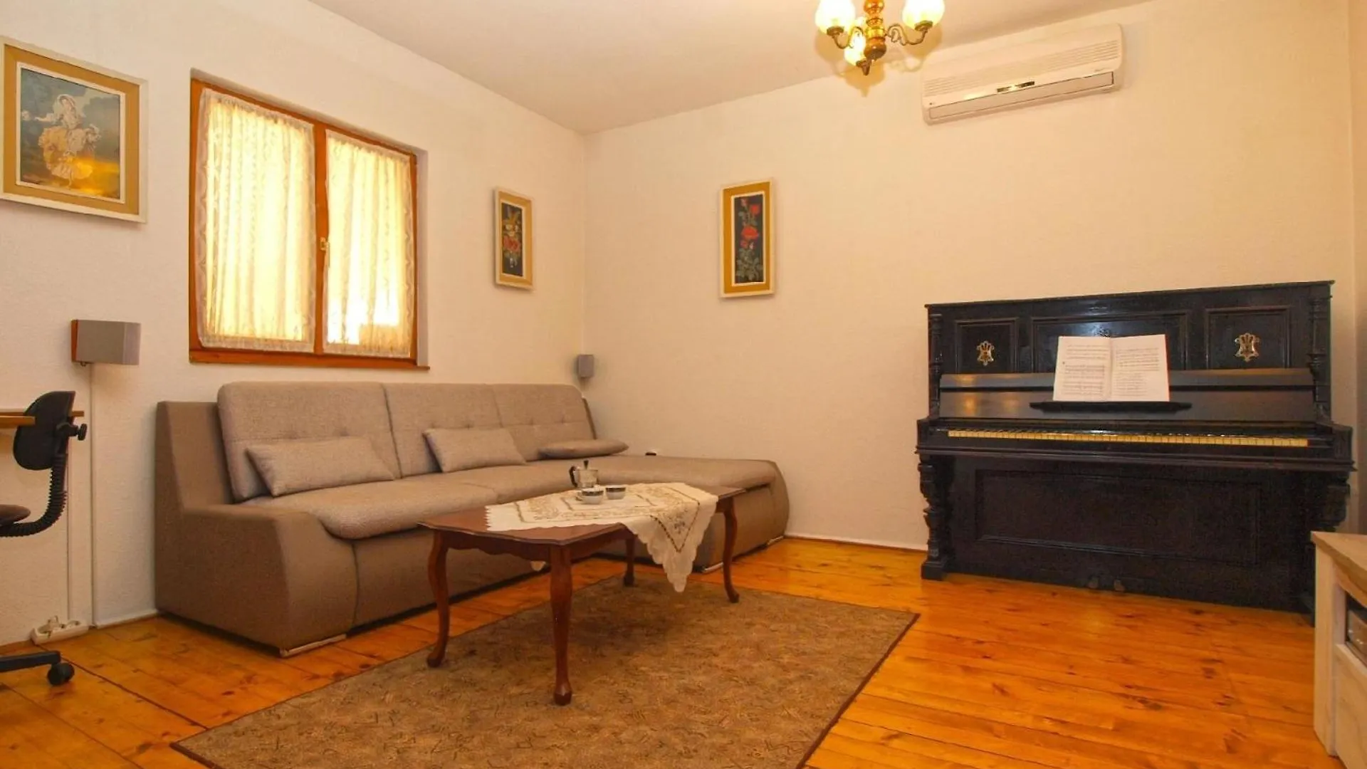 Holiday home Ferienhaus Mit Privatpool Fuer 6 Personen Ca 75 Qm In Pula-Fondole, Istrien Istrische Riviera Valbandon
