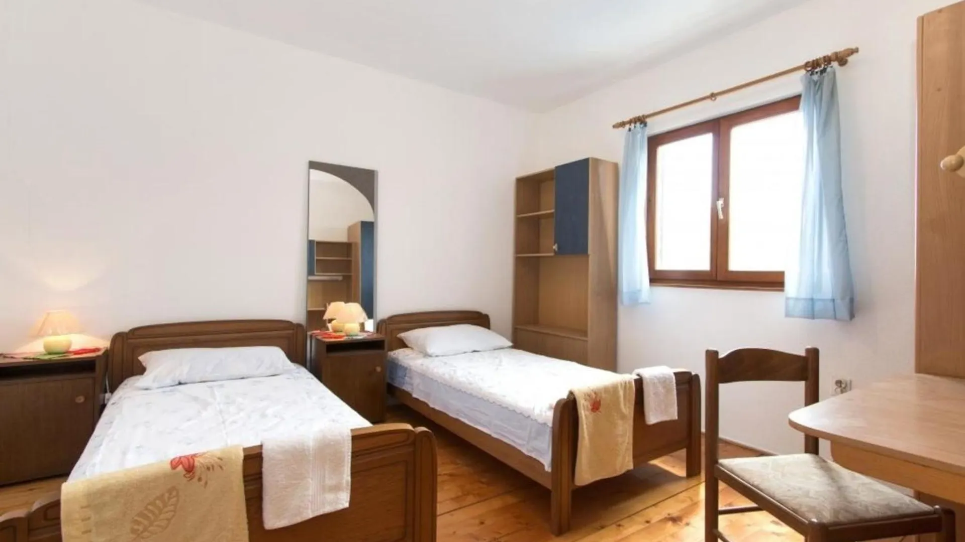 Ferienhaus Mit Privatpool Fuer 6 Personen Ca 75 Qm In Pula-Fondole, Istrien Istrische Riviera Valbandon